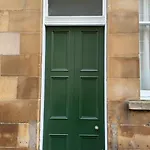 Lovely 2-Bed Apartment In Central Edinburgh