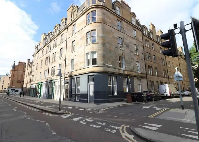 Lovely 2-Bed Apartment In Central Edinburgh