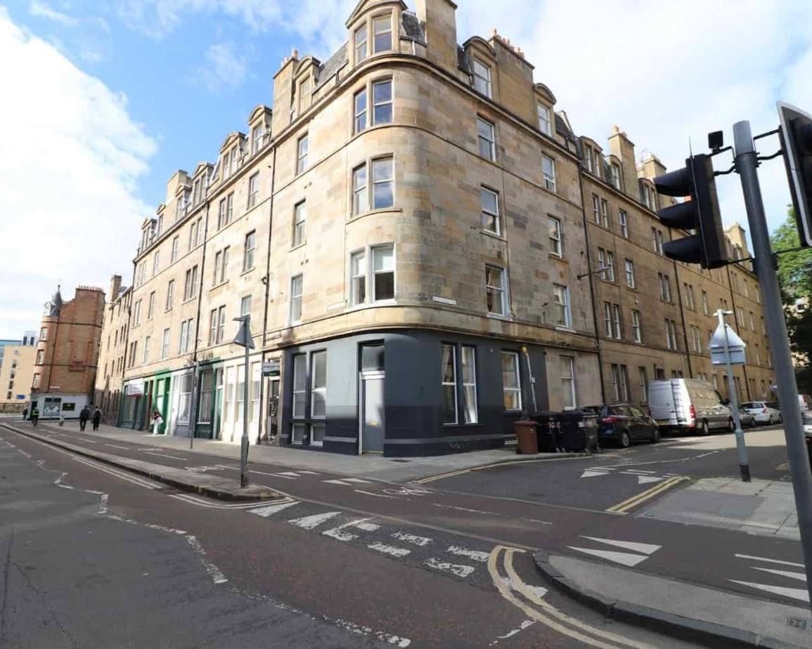 Lovely 2-bed In *